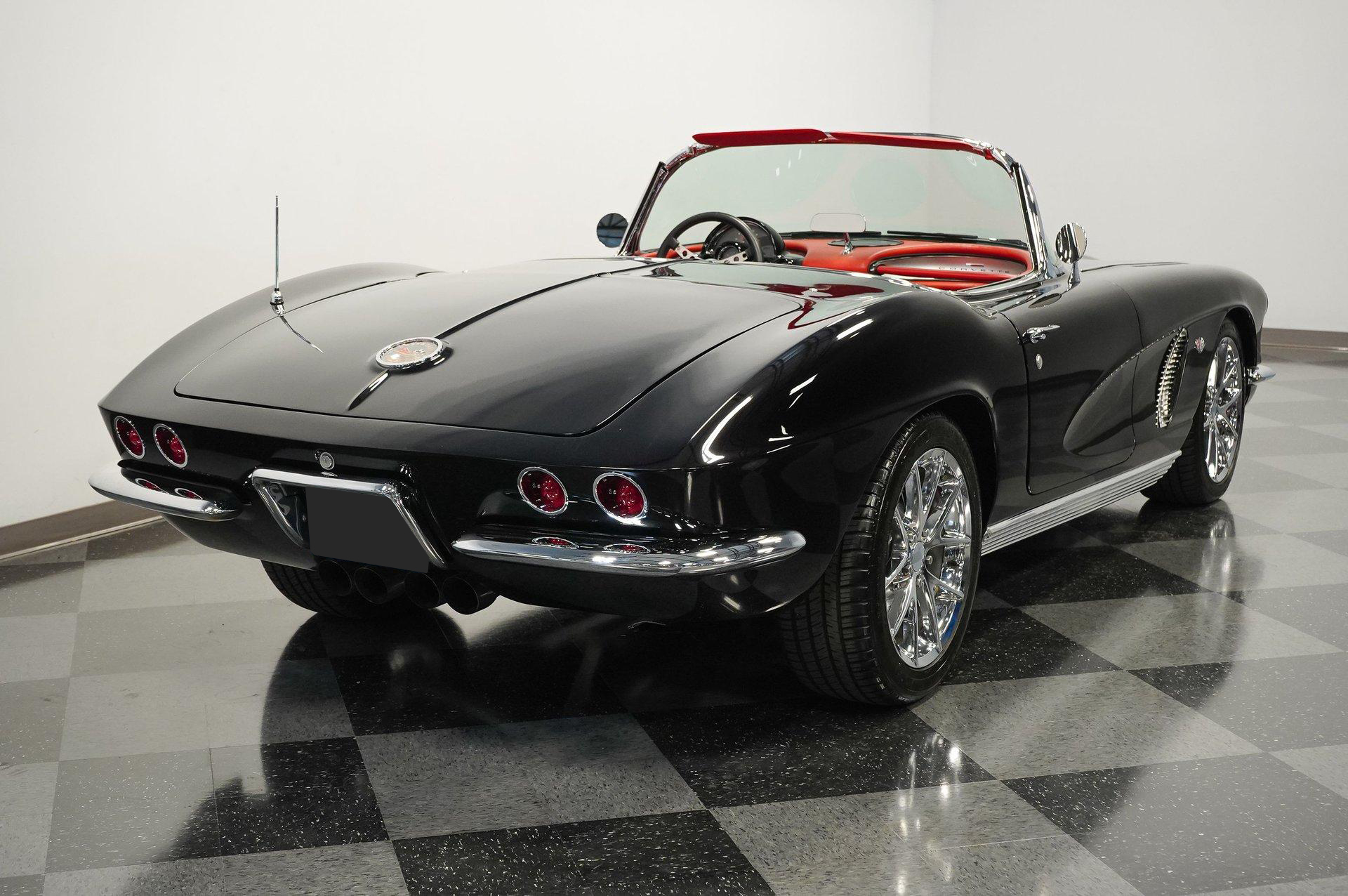 1962 Chevrolet Corvette - Image 11