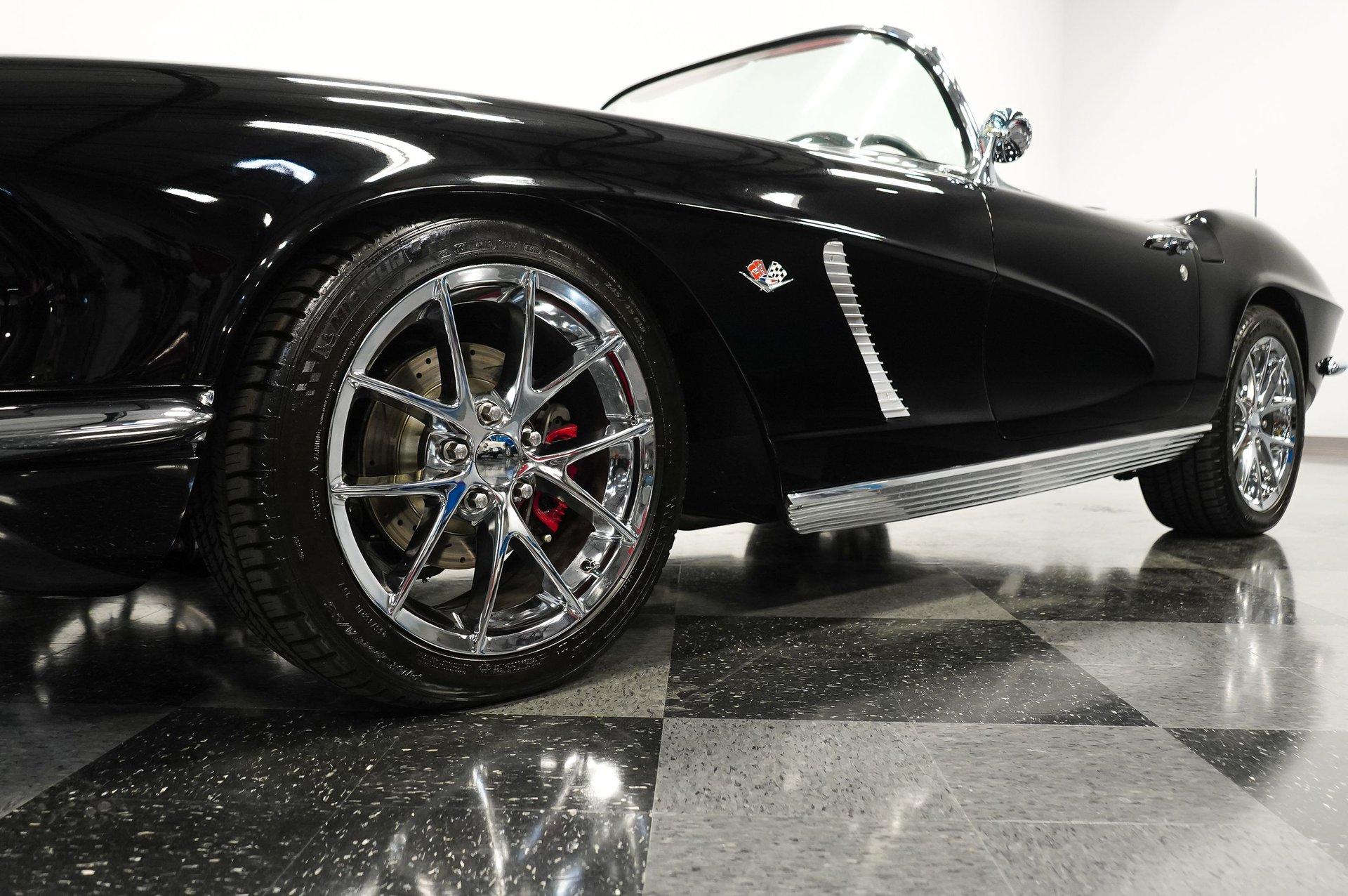 1962 Chevrolet Corvette - Image 25